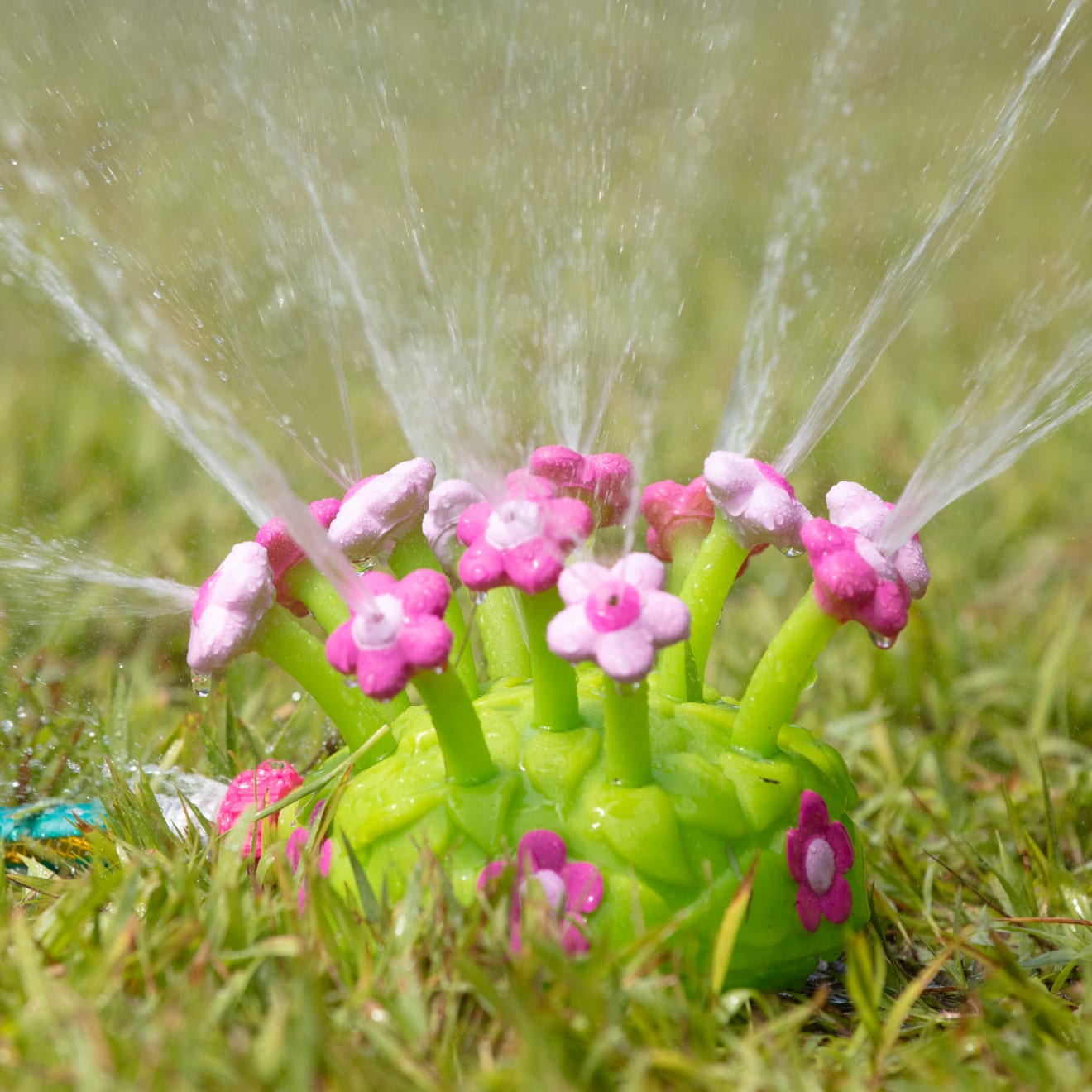 Outdoor Toys Premium Quality Pretty Petals Sprinkler - Durable Material and Safe Design for Daily Kids Play