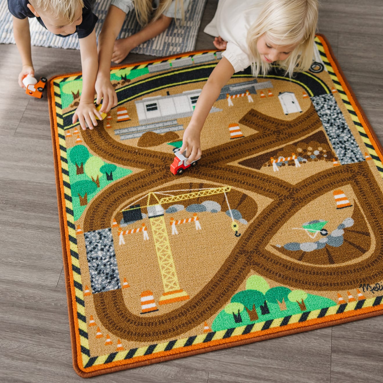 Vehicles & Trains Premium Quality Round the Construction Zone Work Site Rug & Vehicle Set - Durable Materia...
