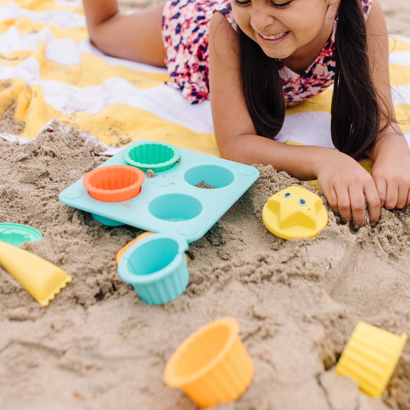 Outdoor Toys Premium Quality Seaside Sidekicks Sand Cupcake Set - Durable Material and Safe Design for Dail...